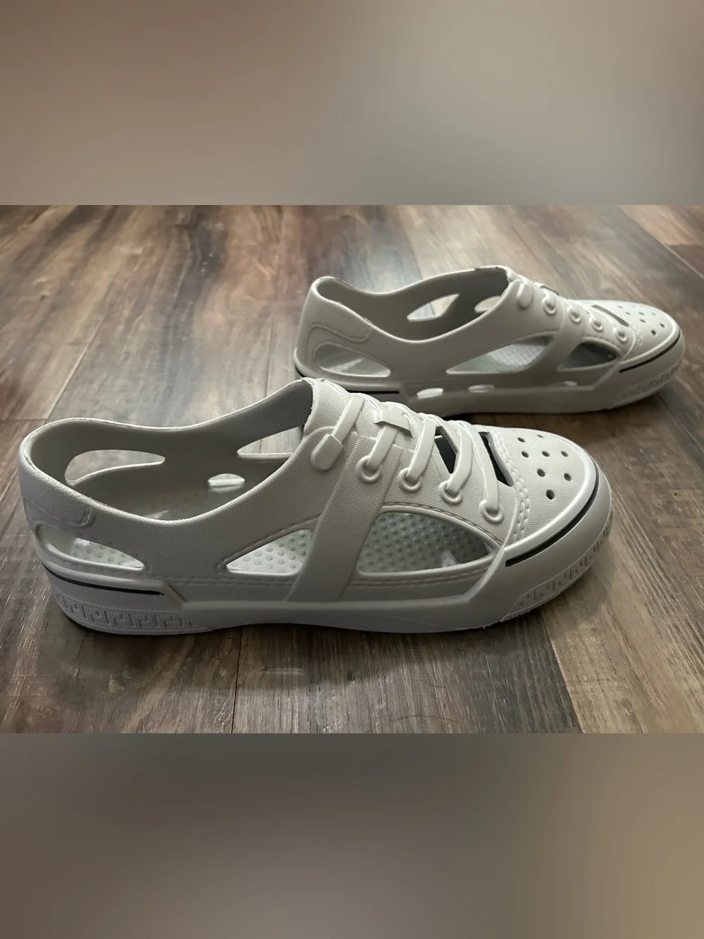 Watershoe lightweight swim or boat shoes rubber gray unisex men 8.5 womens 10